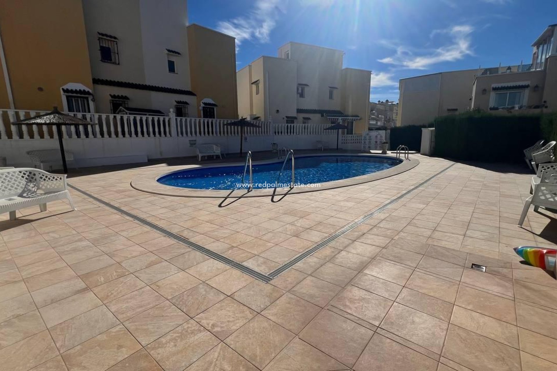 Resale - Town House -
Orihuela Costa - Los Almendros-la Florida