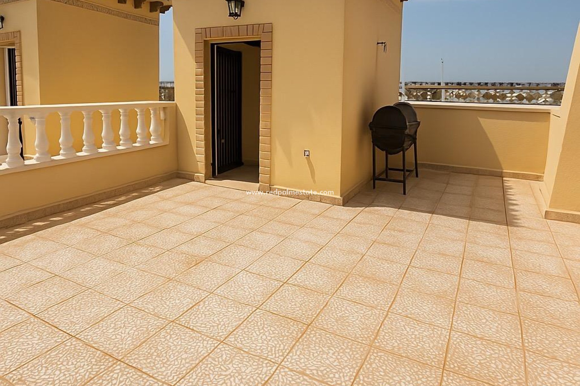 Resale - Town House -
Orihuela Costa - Los Almendros-la Florida