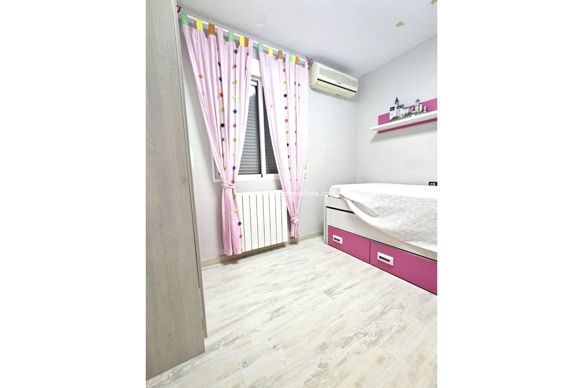 Resale - Town House -
Orihuela Costa - Los Almendros-la Florida