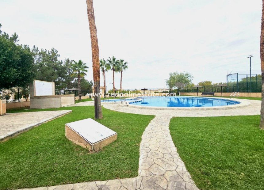 Resale - Town House -
Orihuela Costa - Los altos
