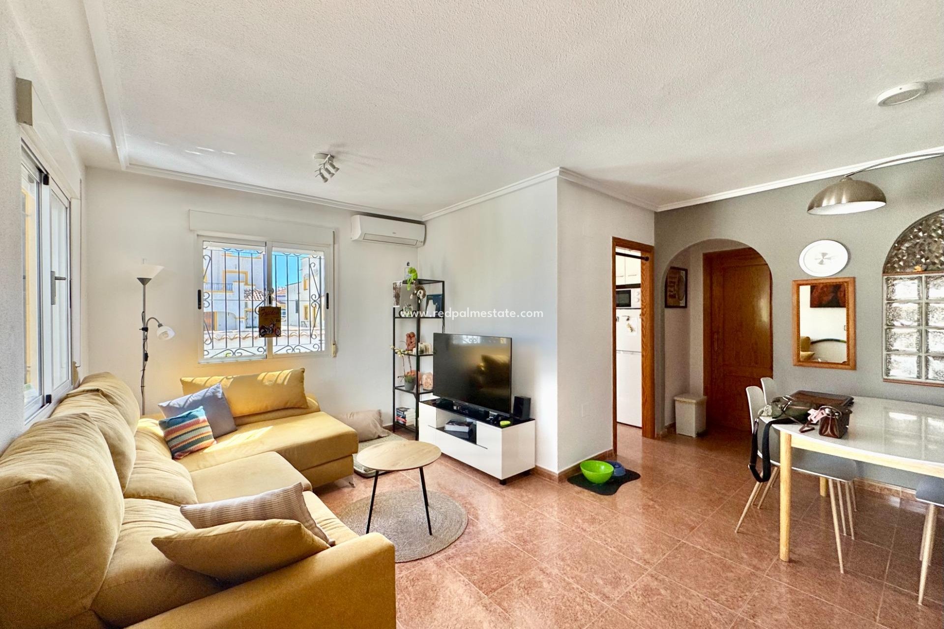 Resale - Town House -
Orihuela Costa - Los altos