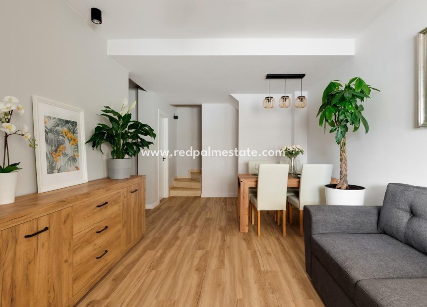 Resale - Town House -
Orihuela Costa - Los balcones