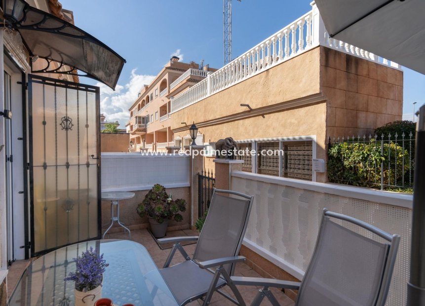 Resale - Town House -
Orihuela Costa - Los Dolses
