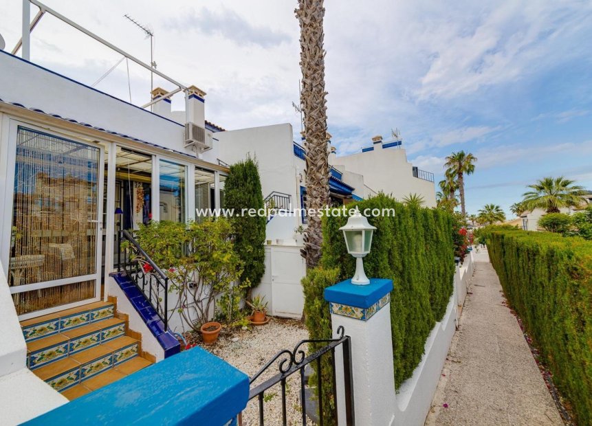 Resale - Town House -
Orihuela Costa - Los Dolses