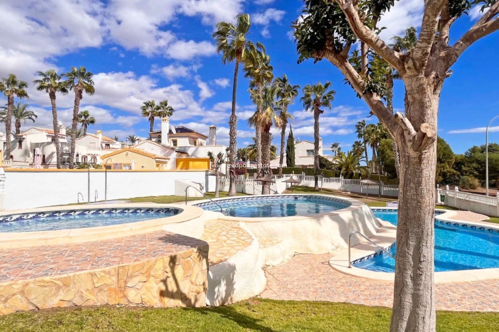 Resale - Town House -
Orihuela Costa - Los Dolses