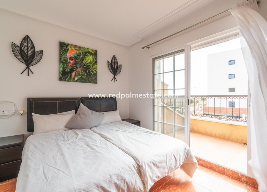 Resale - Town House -
Orihuela Costa - Los Dolses