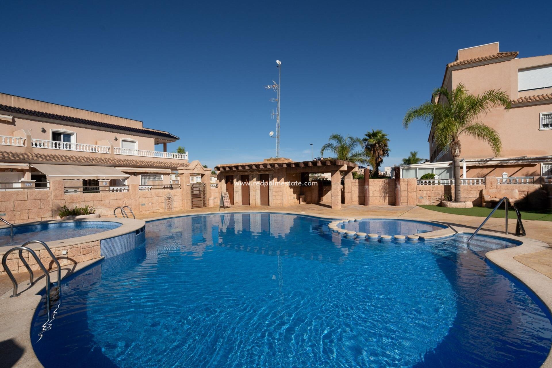 Resale - Town House -
Orihuela Costa - Los Dolses