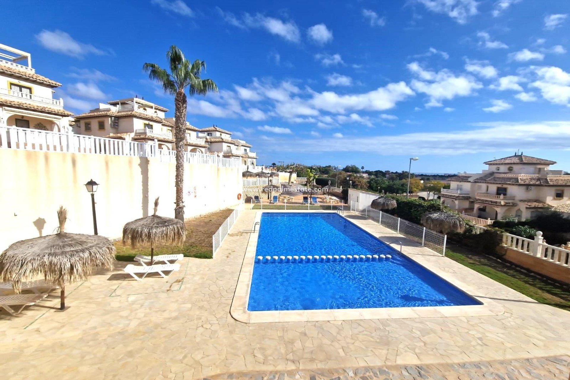 Resale - Town House -
Orihuela Costa - Montezenia