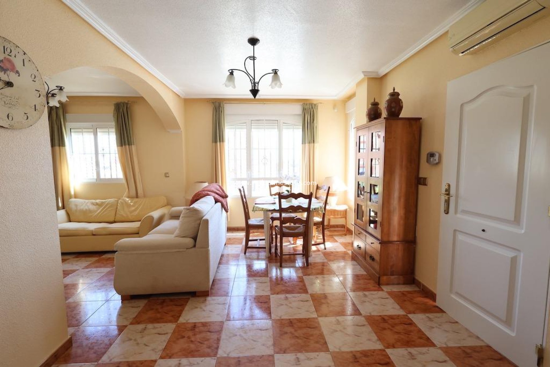 Resale - Town House -
Orihuela Costa - Montezenia