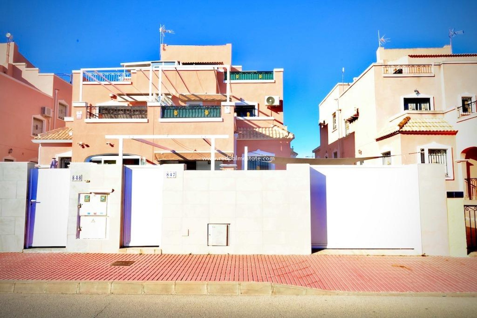 Resale - Town House -
Orihuela Costa - PAU 26