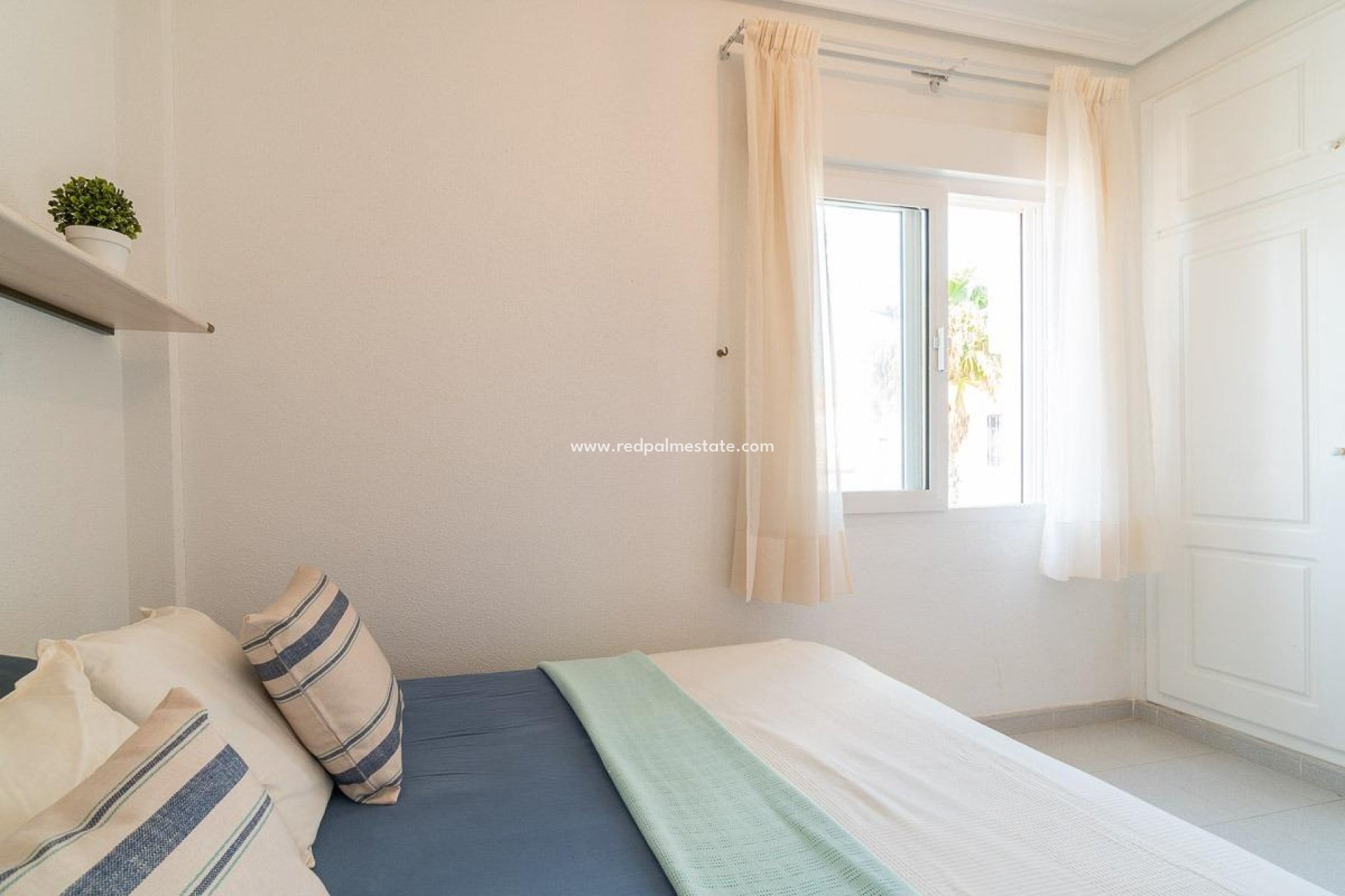 Resale - Town House -
Orihuela Costa - Playa Flamenca