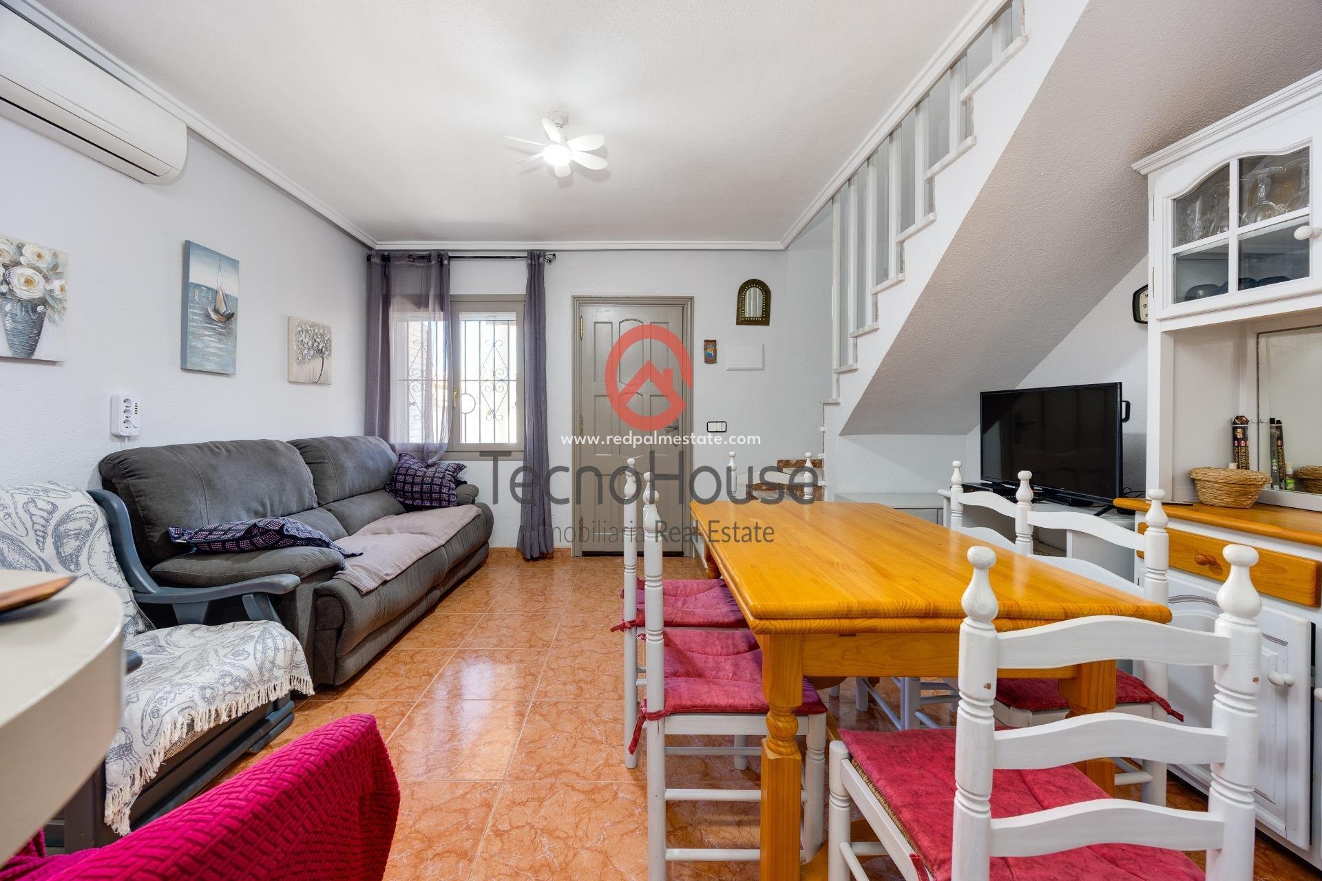 Resale - Town House -
Orihuela Costa - Playa Flamenca