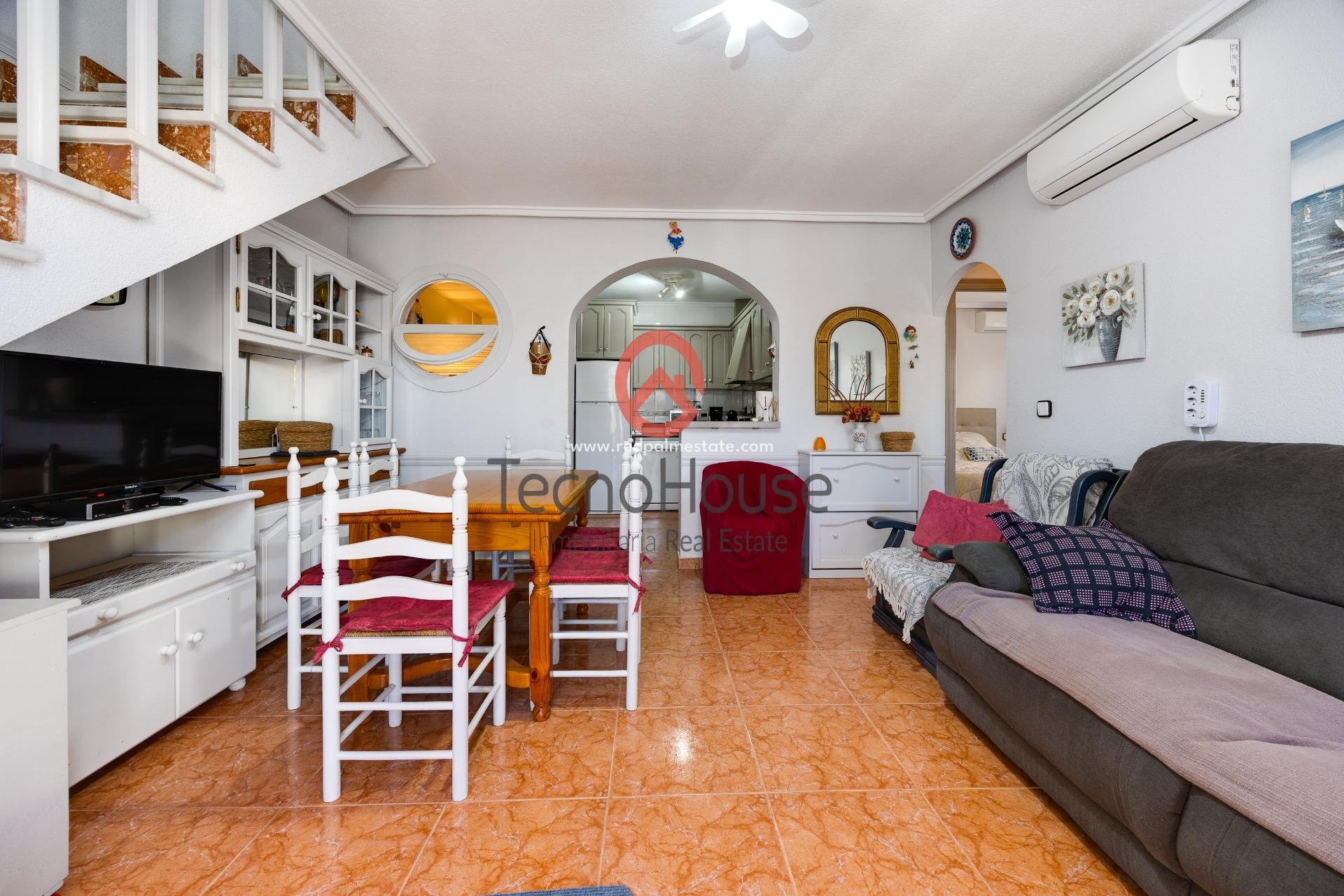 Resale - Town House -
Orihuela Costa - Playa Flamenca