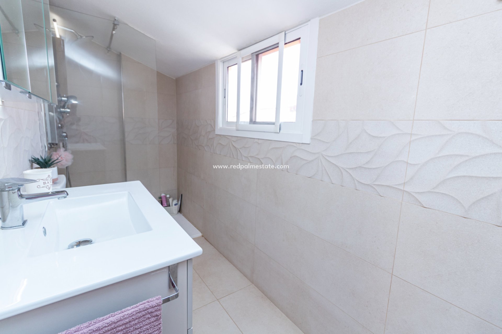 Resale - Town House -
Orihuela Costa - Playa Flamenca