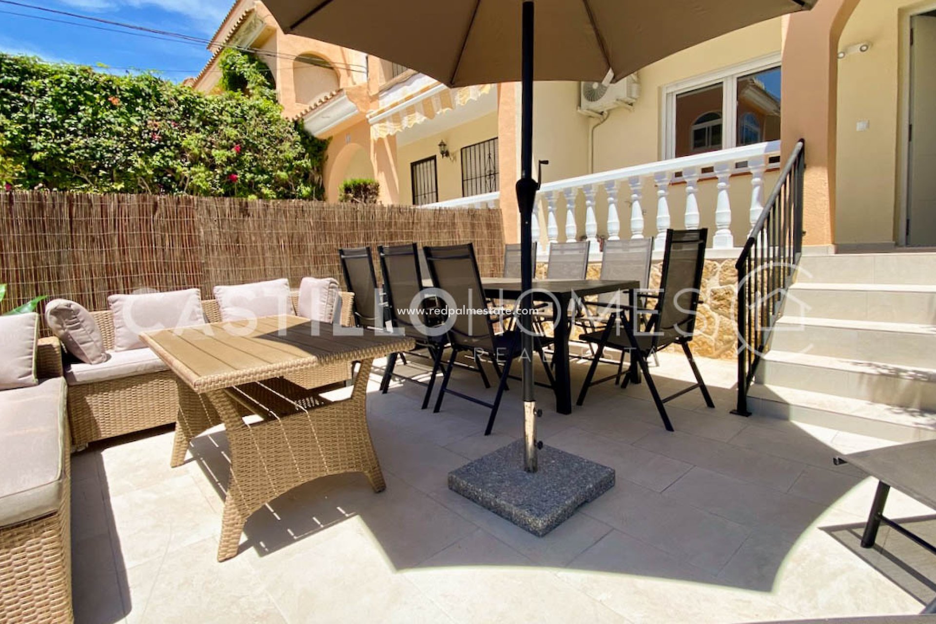 Resale - Town House -
Orihuela Costa - Playa Flamenca