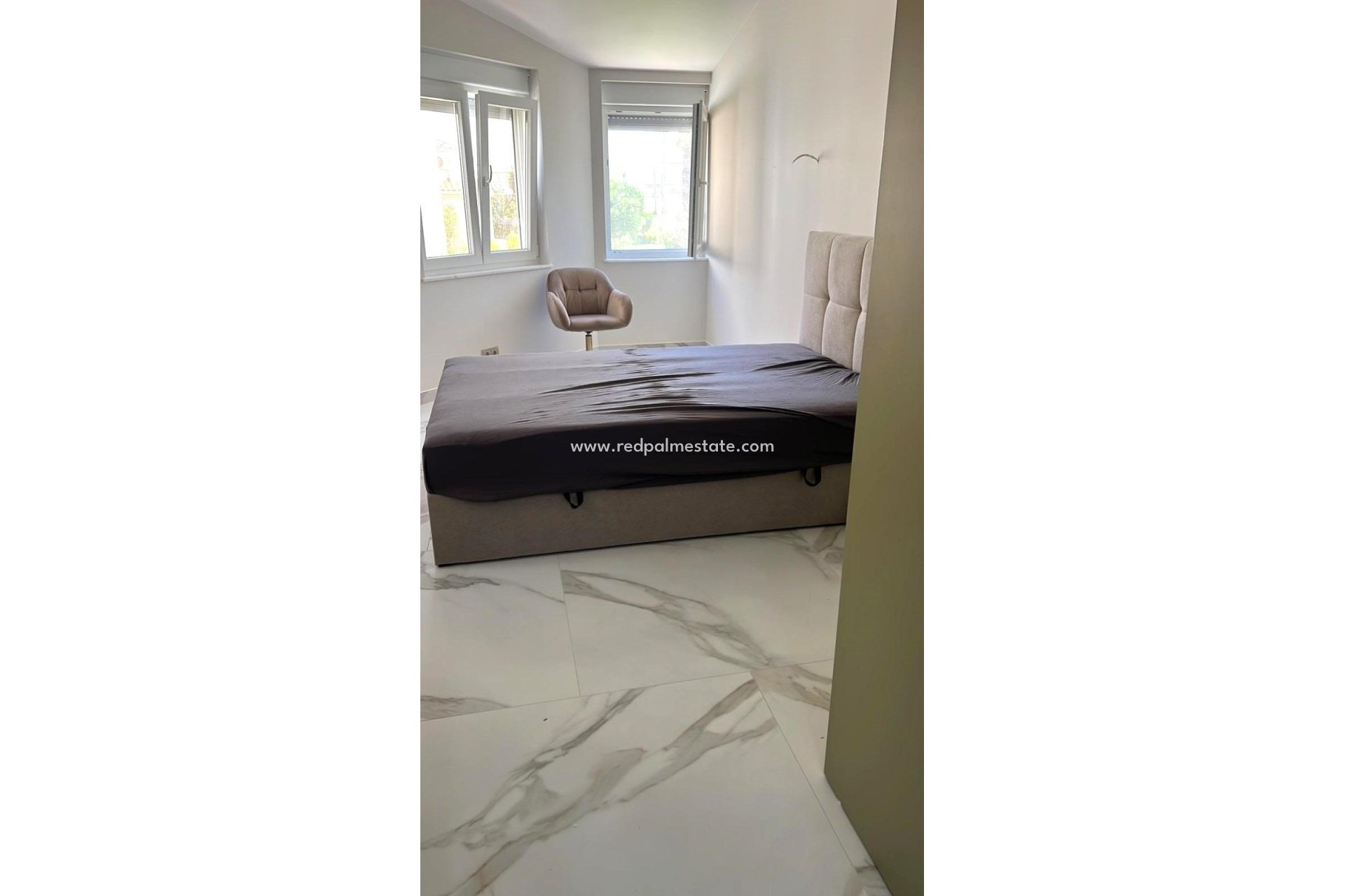 Resale - Town House -
Orihuela Costa - Playa Flamenca