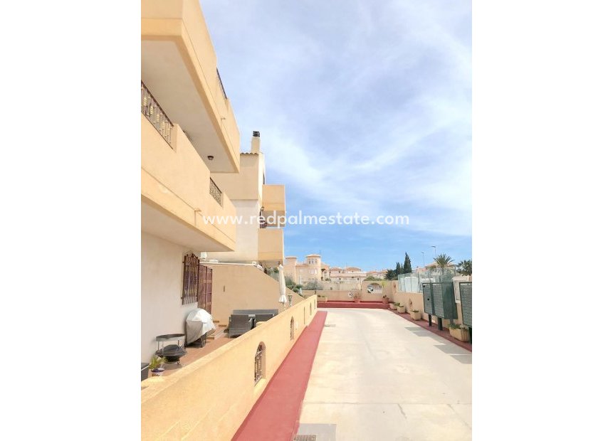 Resale - Town House -
Orihuela Costa - Playa Flamenca