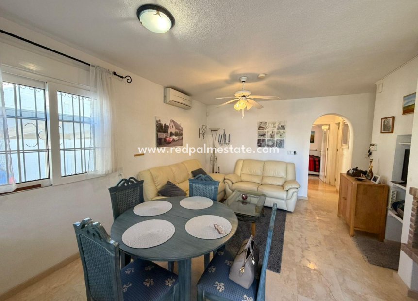 Resale - Town House -
Orihuela Costa - Playa Flamenca