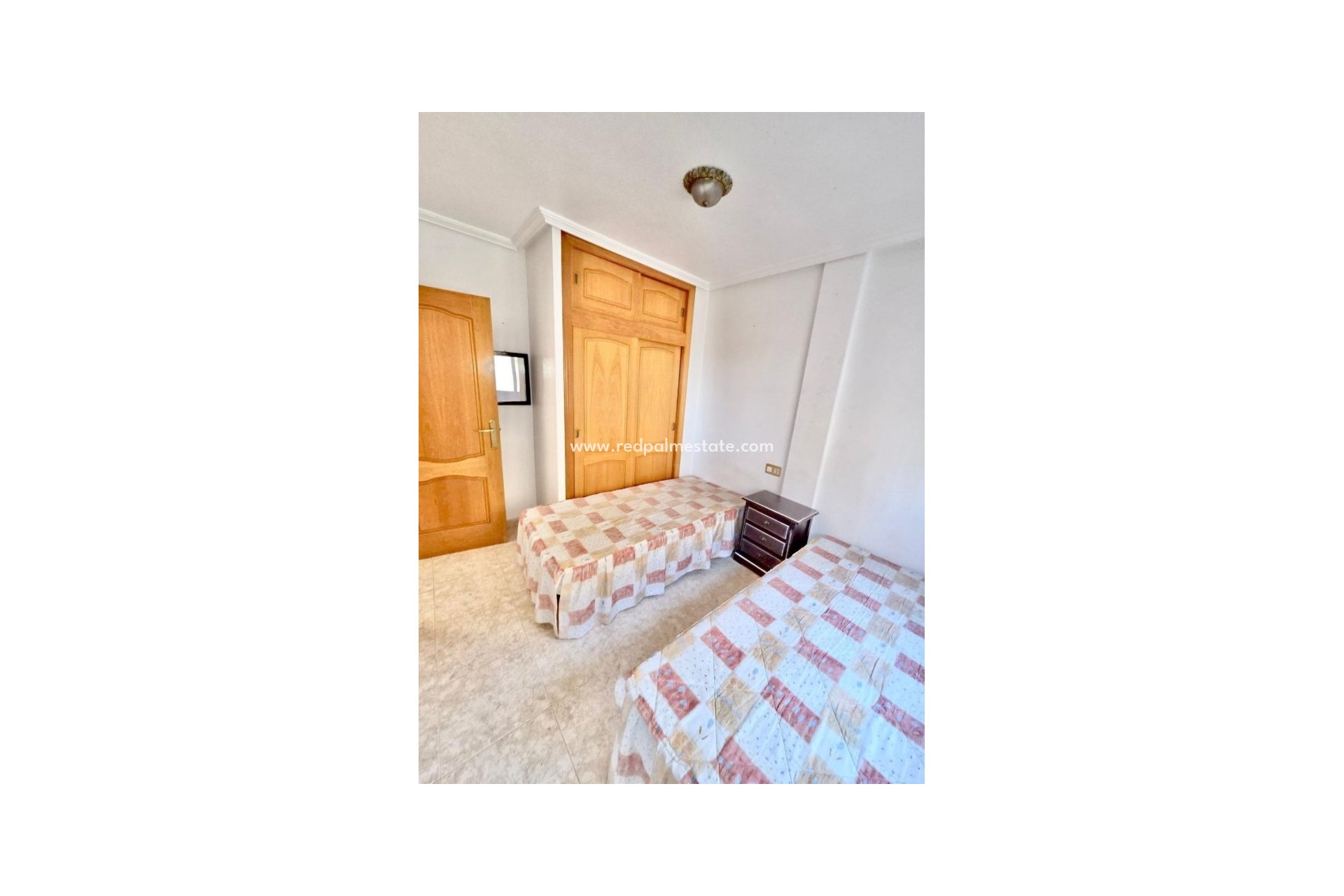 Resale - Town House -
Orihuela Costa - Playa Flamenca