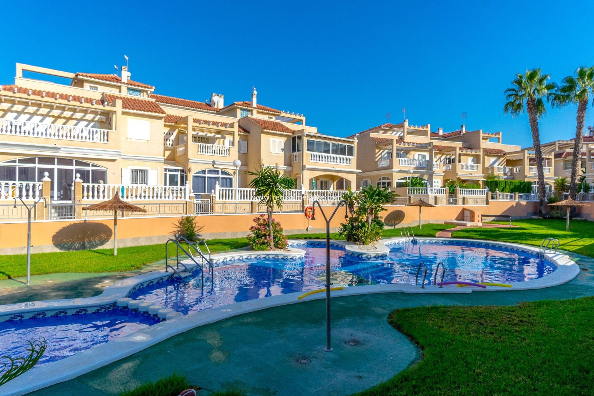Resale - Town House -
Orihuela Costa - Playa Flamenca
