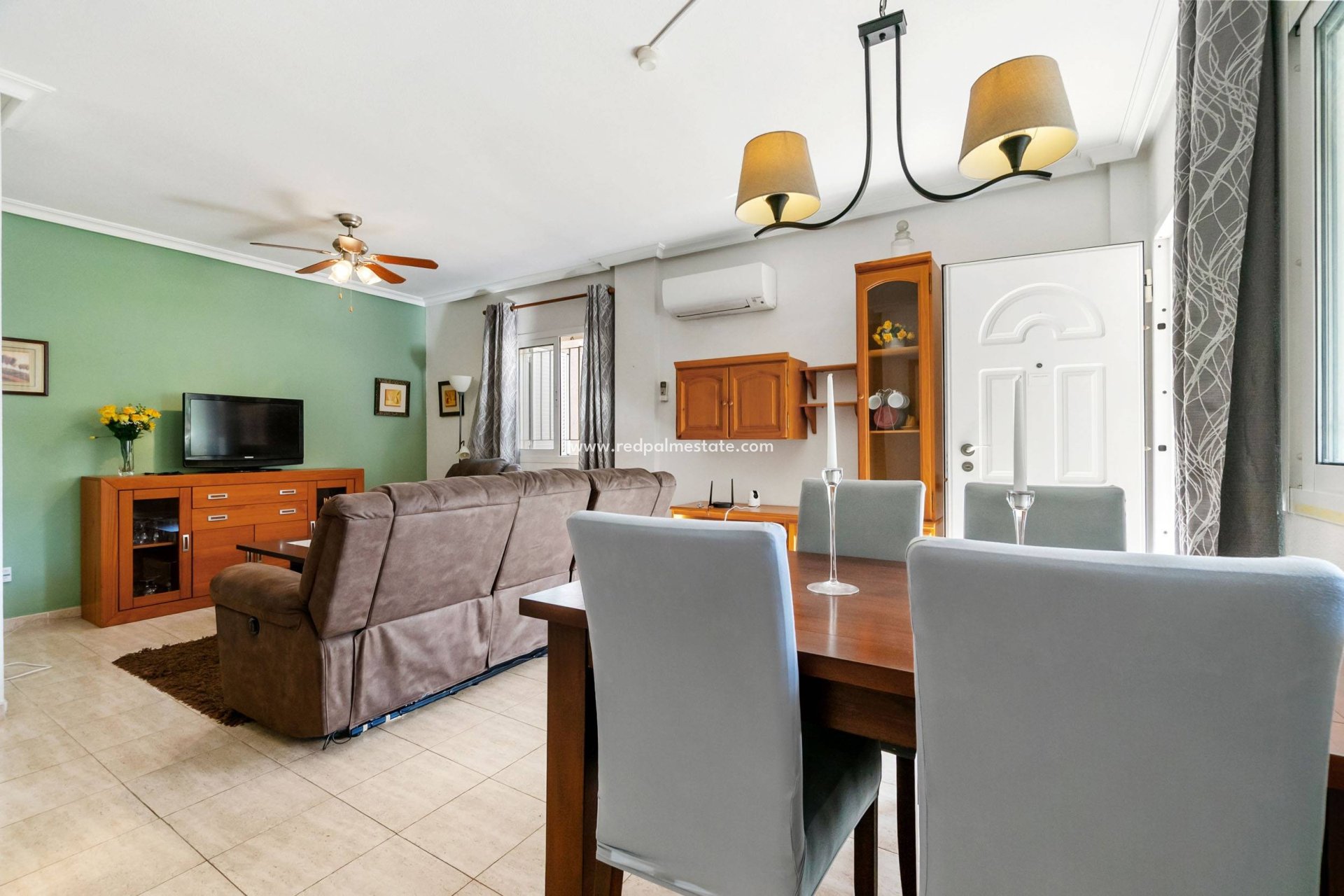 Resale - Town House -
Orihuela Costa - Playa Flamenca