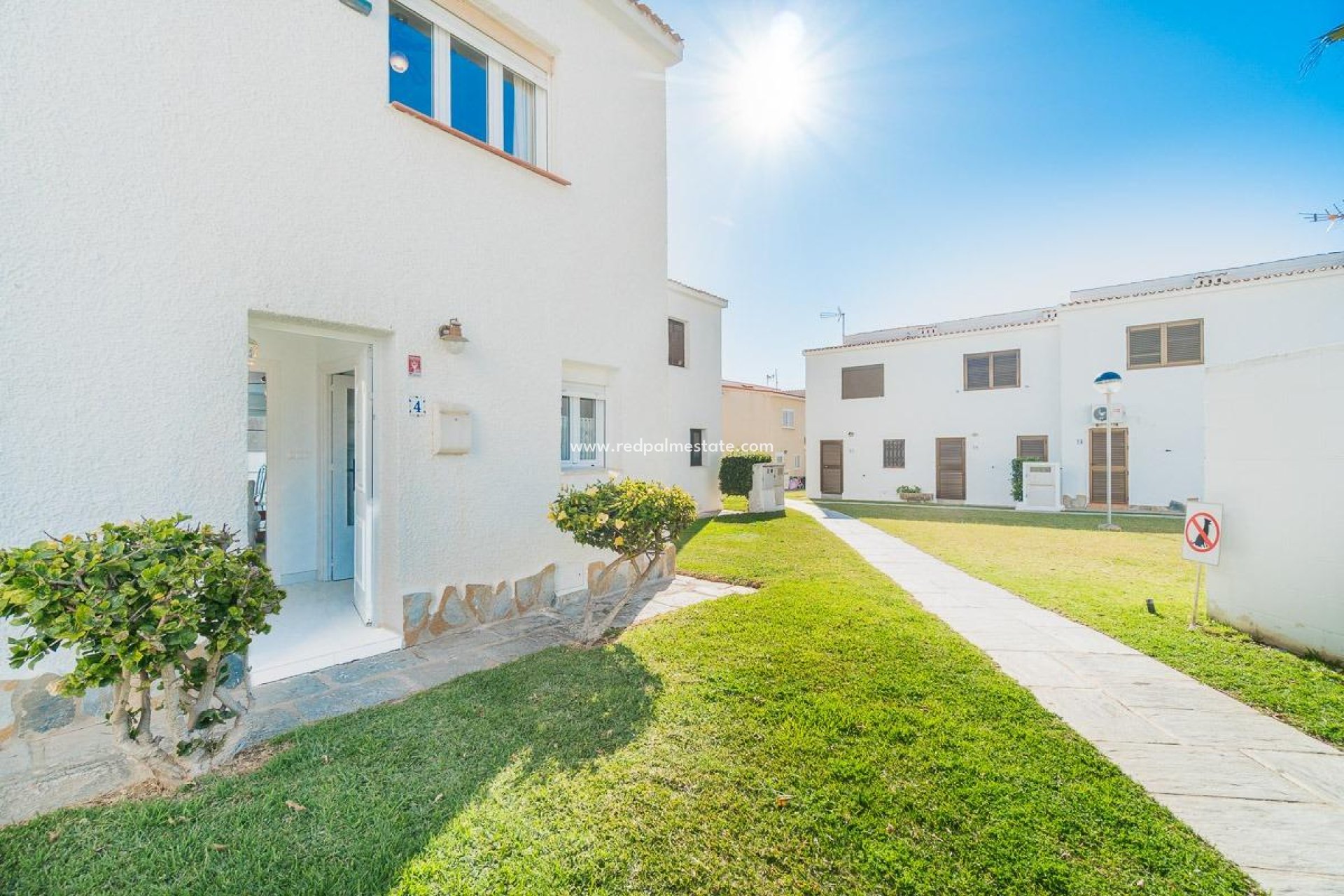 Resale - Town House -
Orihuela Costa - Playa Flamenca