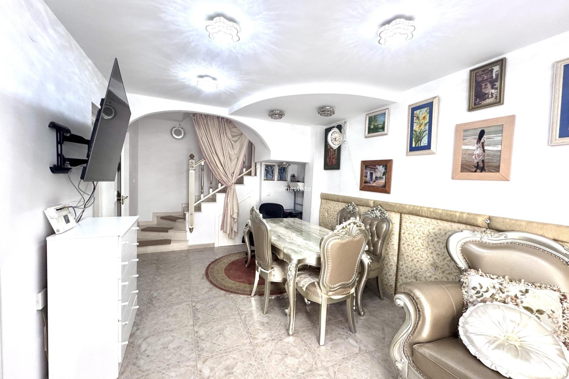 Resale - Town House -
Orihuela Costa - Playa Flamenca