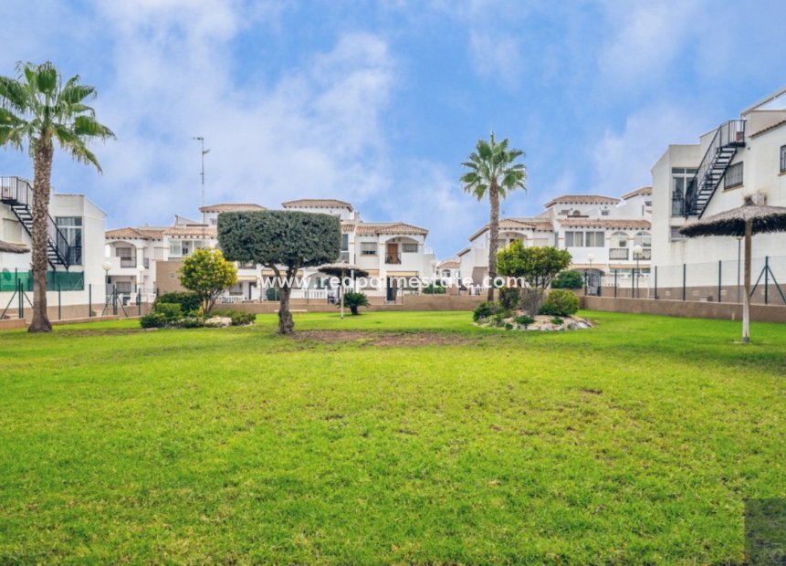 Resale - Town House -
Orihuela Costa - Punta Prima