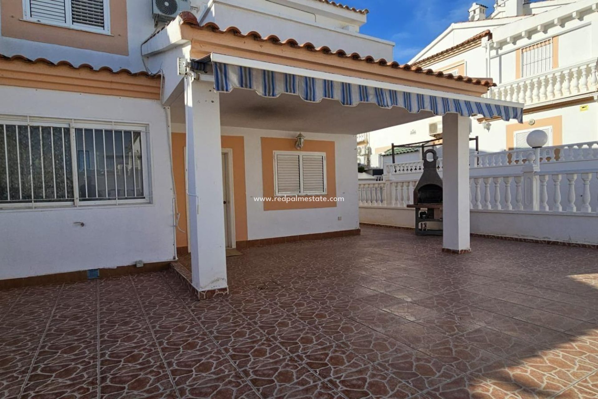 Resale - Town House -
Orihuela Costa - Punta Prima