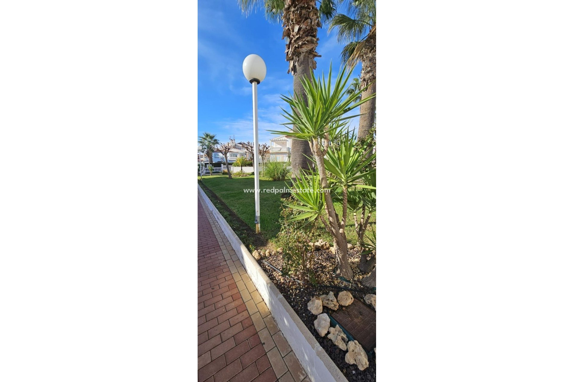 Resale - Town House -
Orihuela Costa - Punta Prima