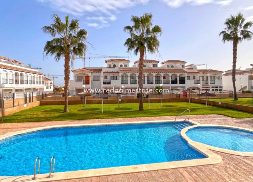 Resale - Town House -
Orihuela Costa - Punta Prima