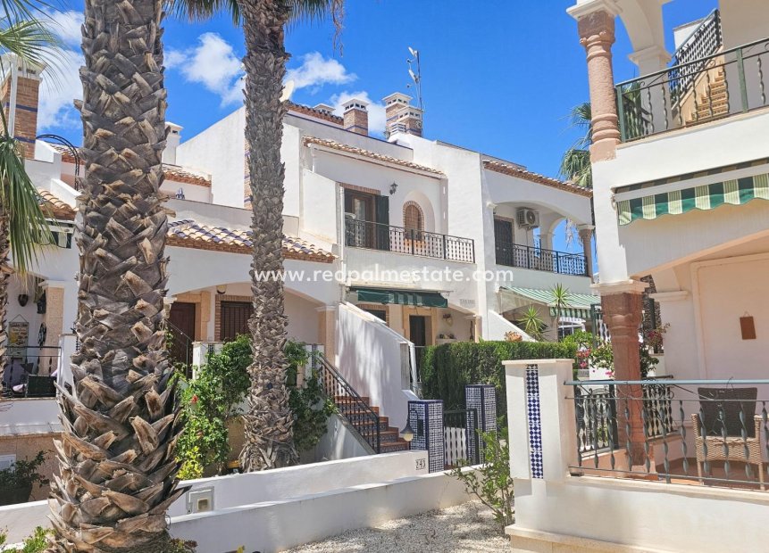 Resale - Town House -
Orihuela Costa - Villamartín