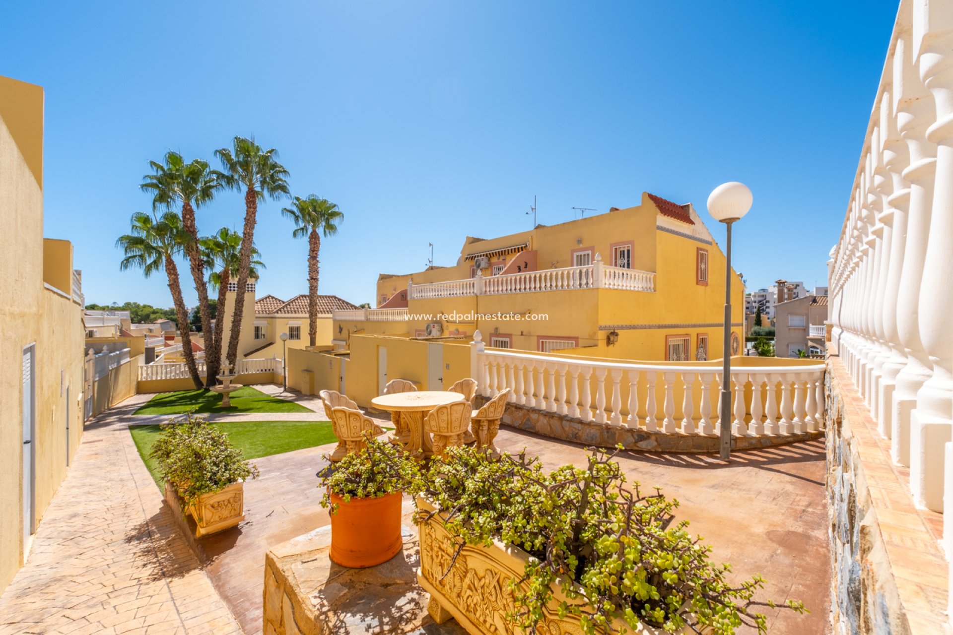 Resale - Town House -
Orihuela Costa - Villamartín