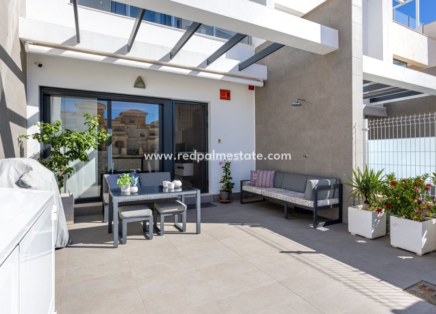 Resale - Town House -
Orihuela Costa - Villamartín