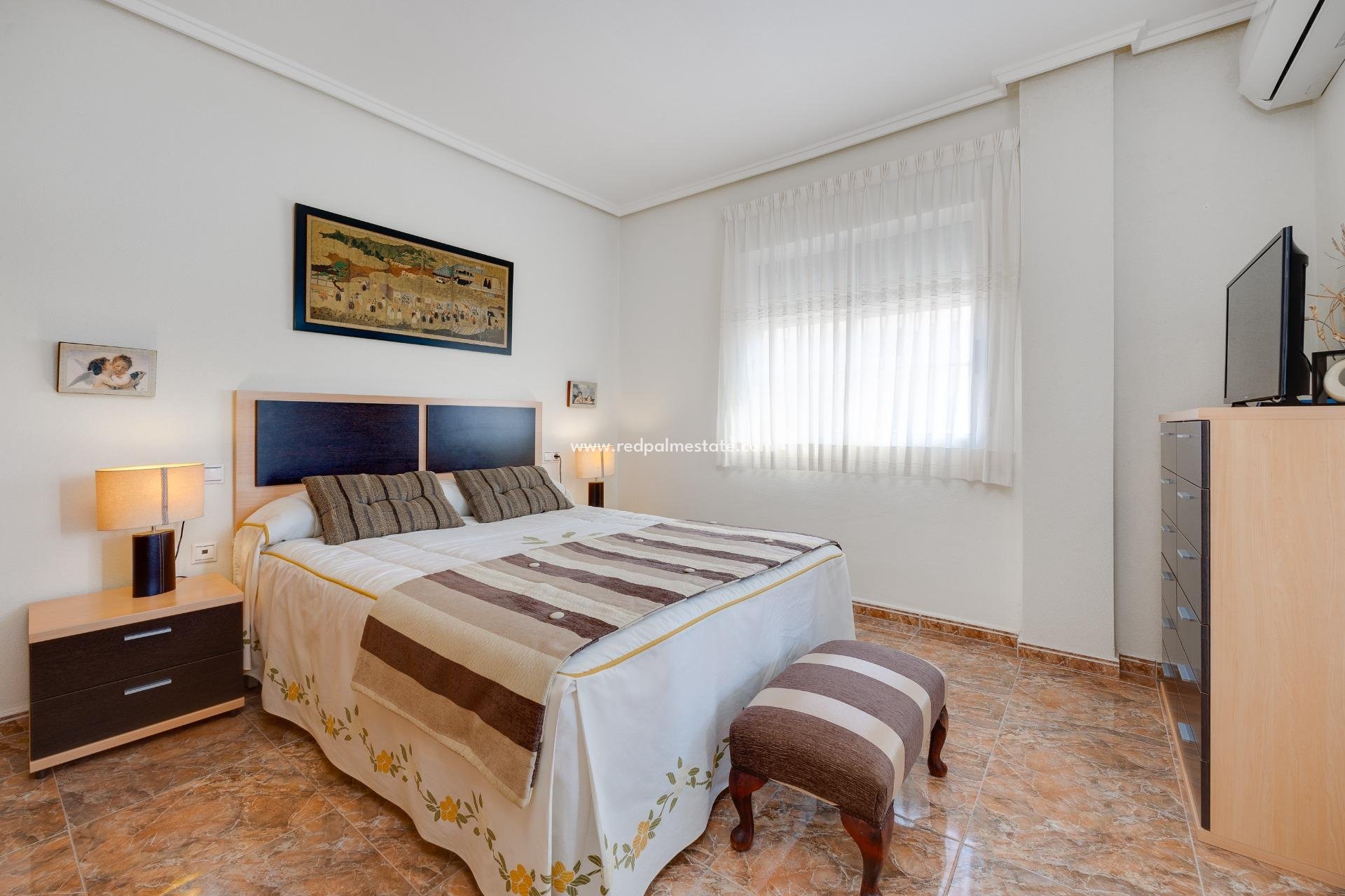 Resale - Town House -
Orihuela Costa - Villamartín