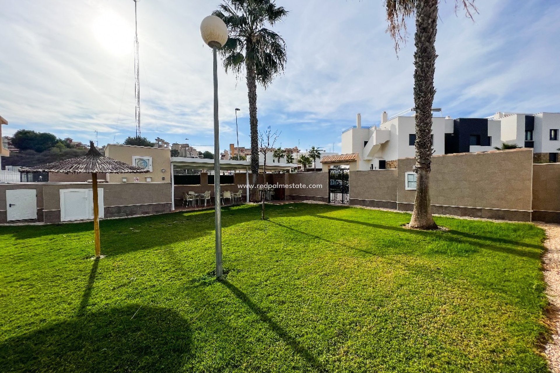 Resale - Town House -
Orihuela Costa - Villamartín