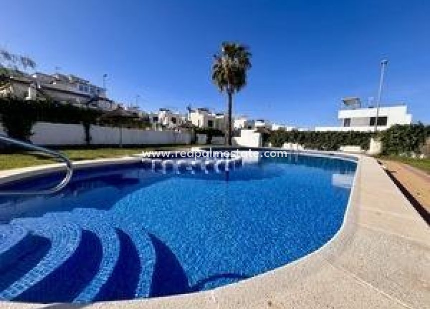 Resale - Town House -
Orihuela Costa - Villamartín