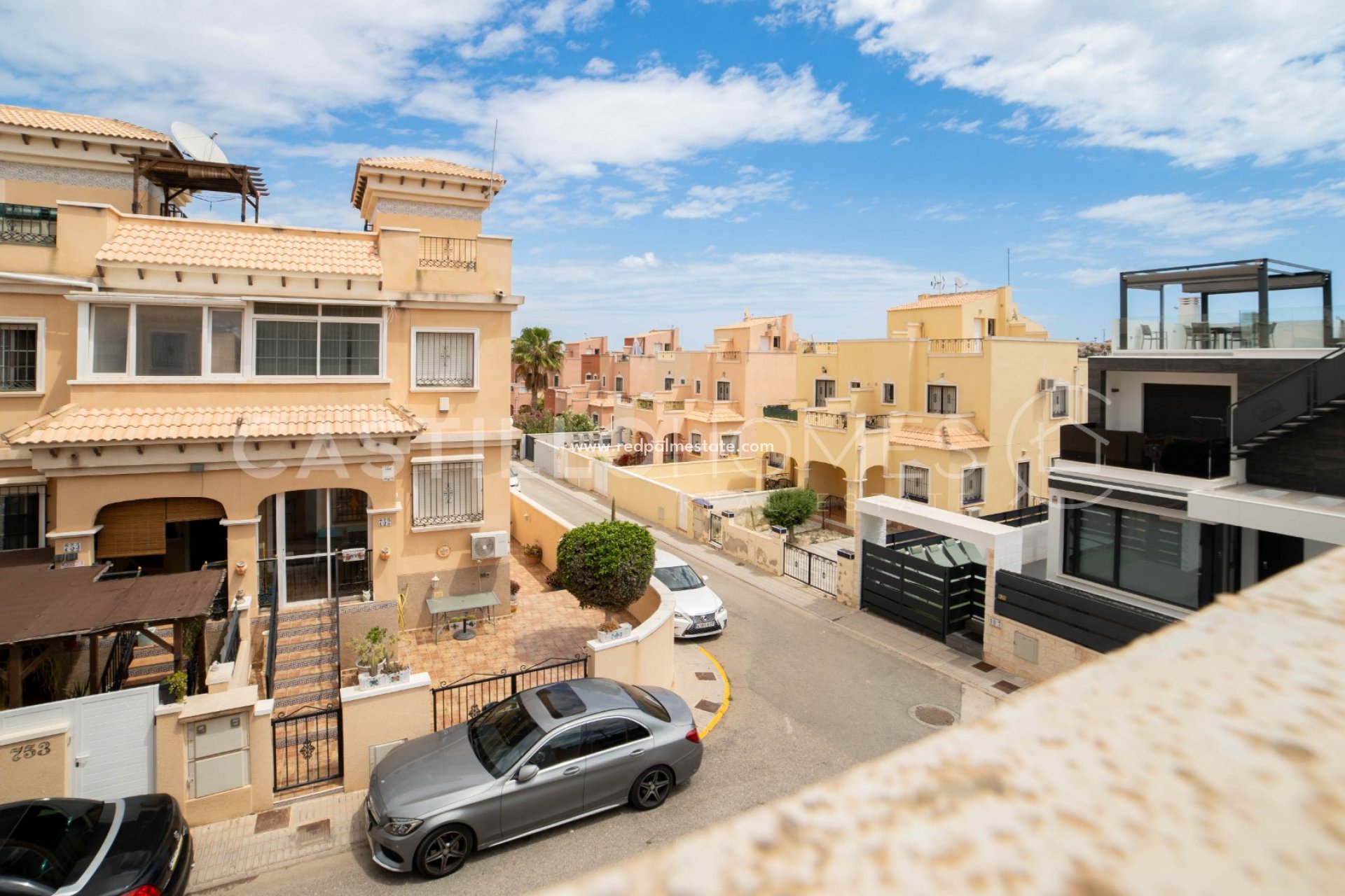 Resale - Town House -
Orihuela Costa - Villamartín