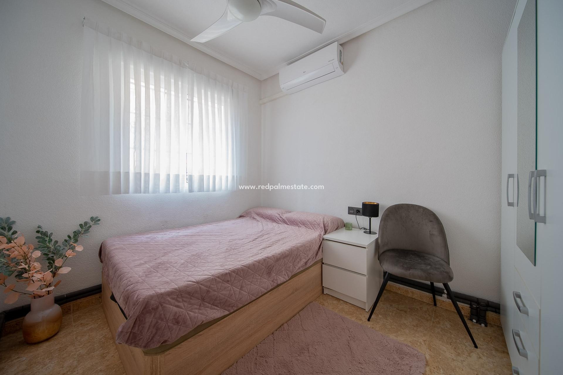 Resale - Town House -
Orihuela Costa - Villamartín