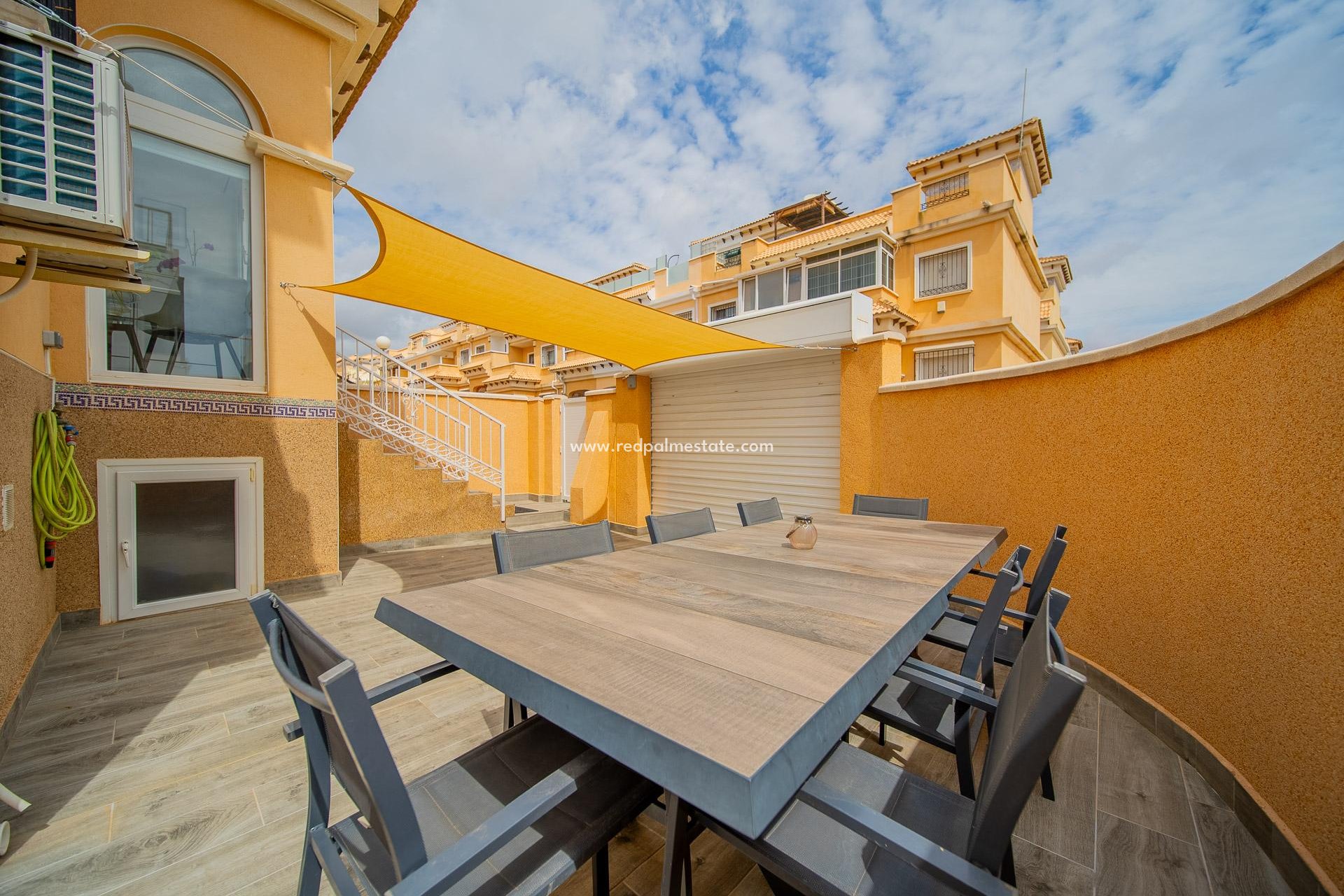 Resale - Town House -
Orihuela Costa - Villamartín