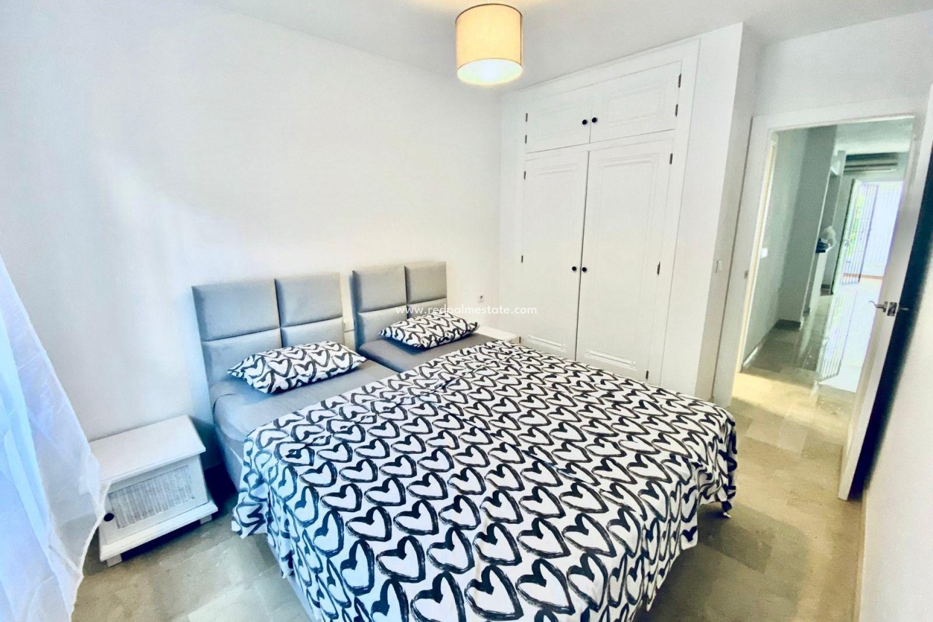 Resale - Town House -
Orihuela Costa - Villamartín