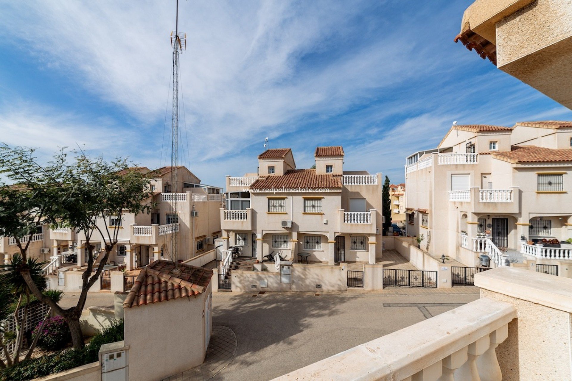 Resale - Town House -
Orihuela Costa - Villamartín