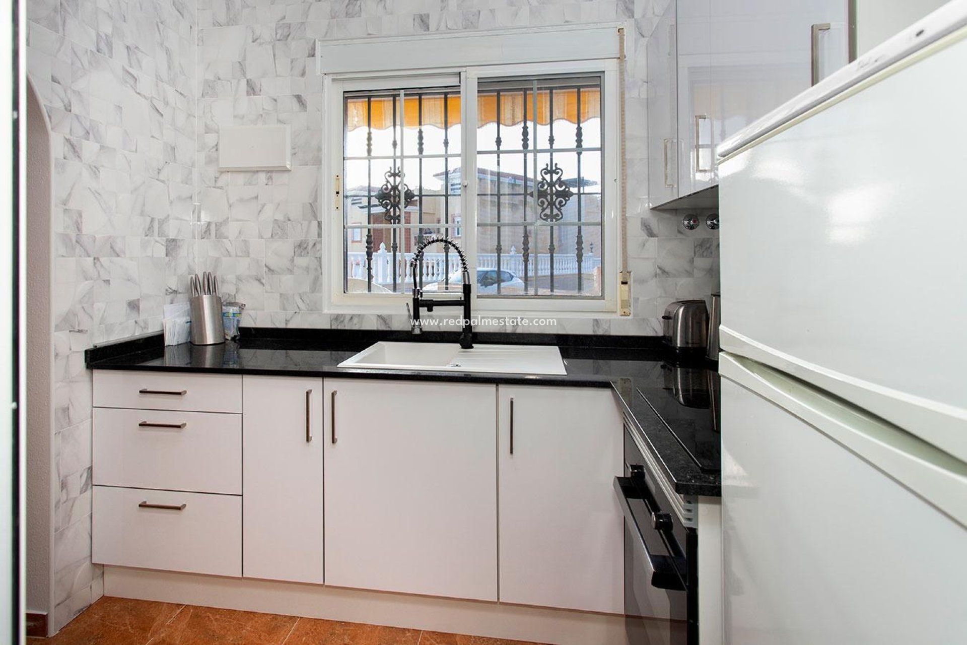 Resale - Town House -
Orihuela Costa - Villamartín