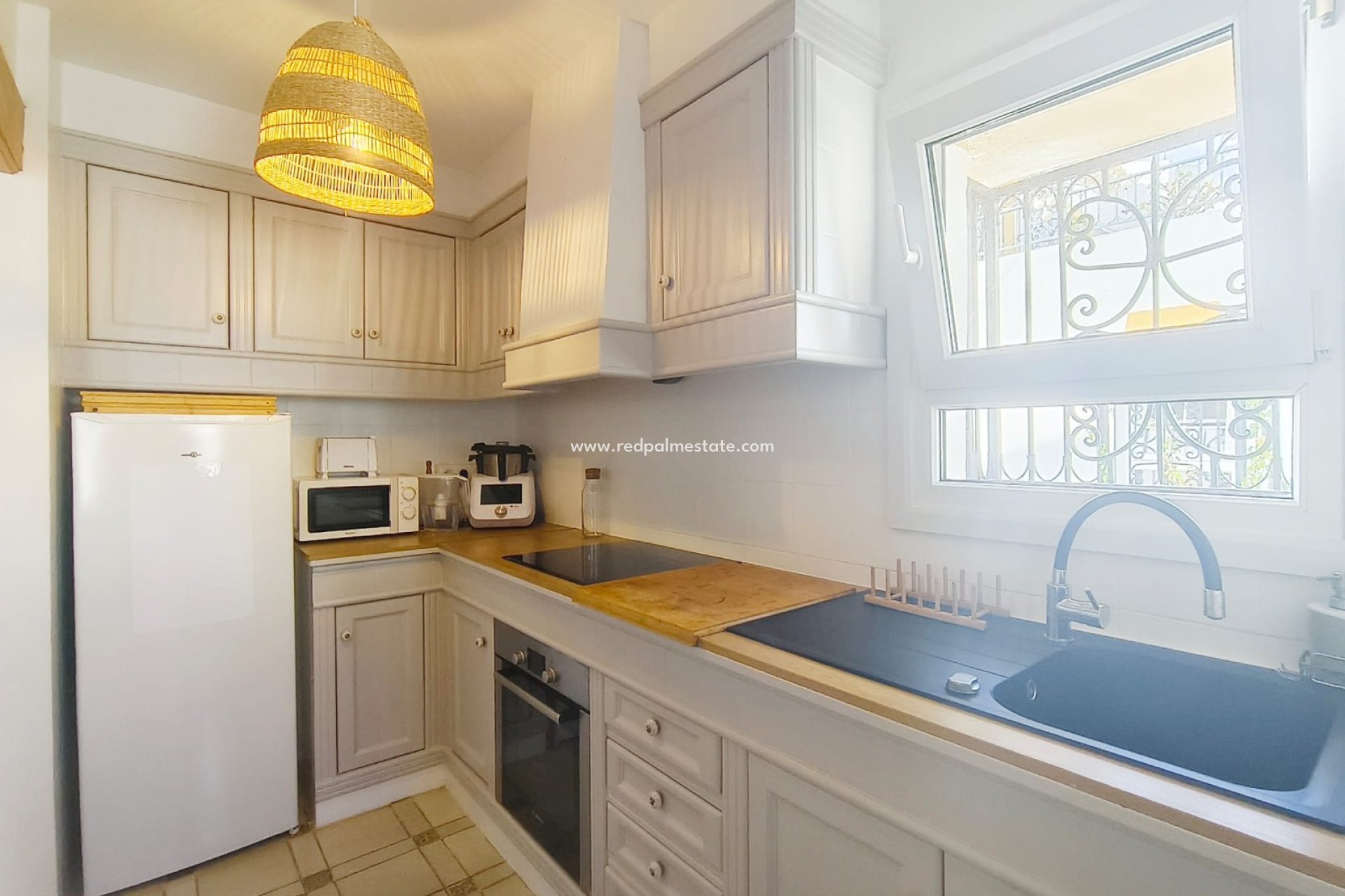 Resale - Town House -
Orihuela Costa - Villamartín