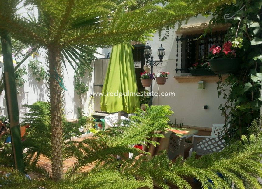 Resale - Town House -
Orihuela Costa - Villamartín