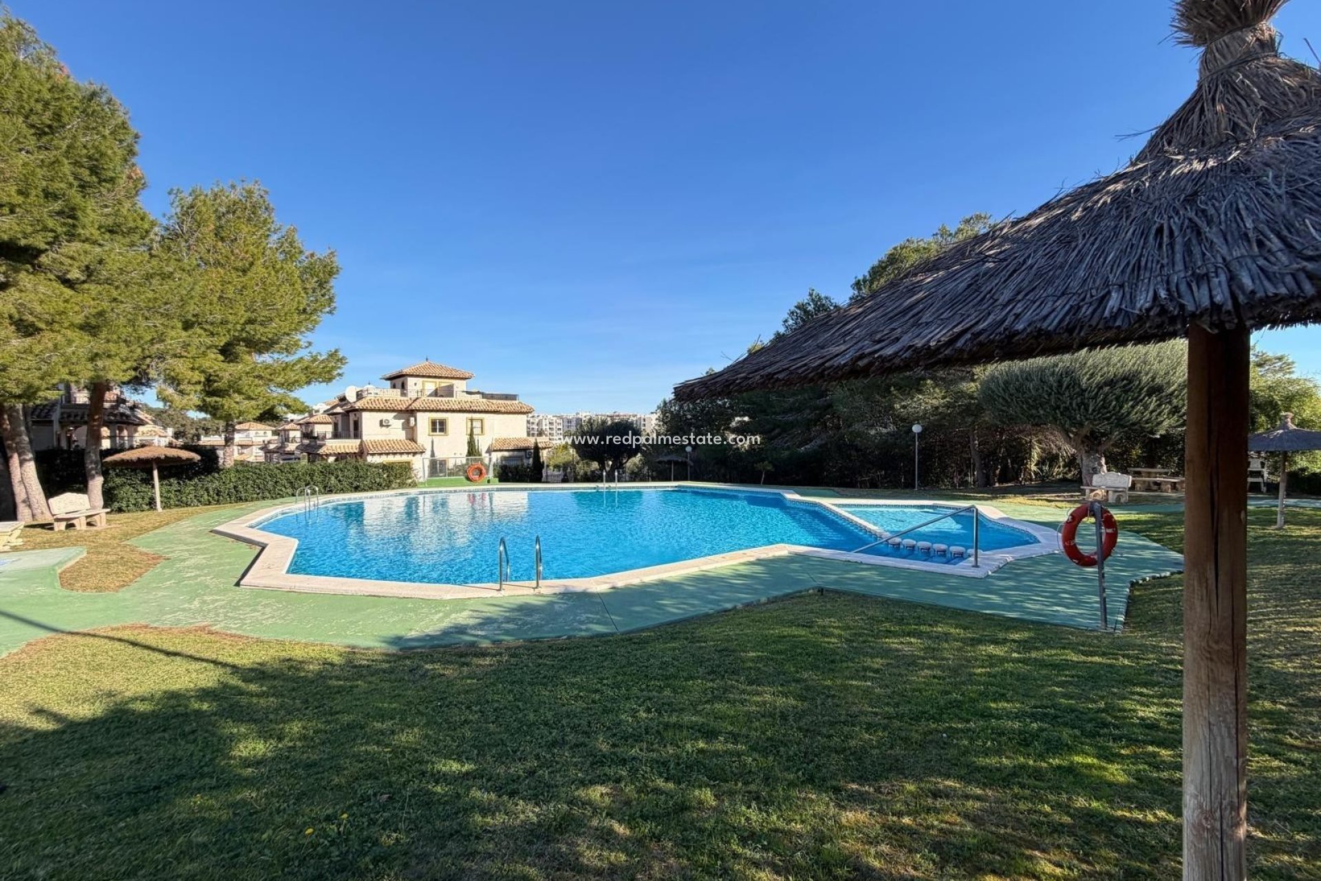 Resale - Town House -
Orihuela Costa - Villamartín