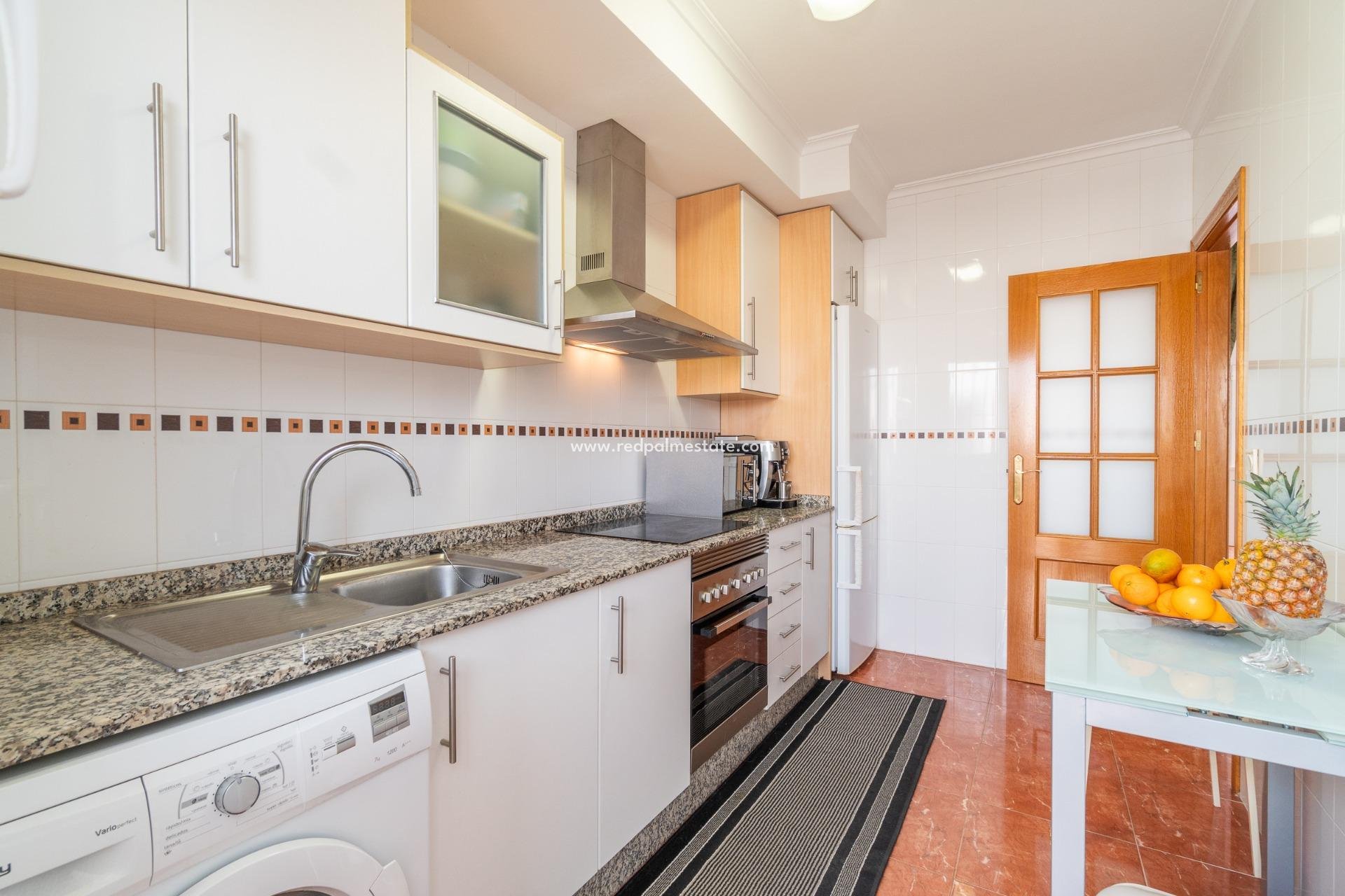 Resale - Town House -
Orihuela Costa - Villamartín