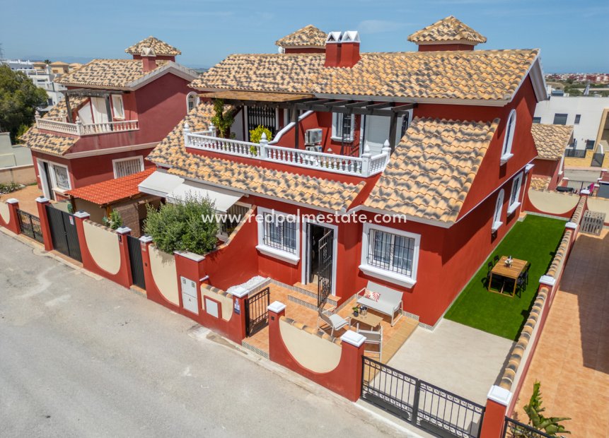 Resale - Town House -
Orihuela Costa - Villamartín