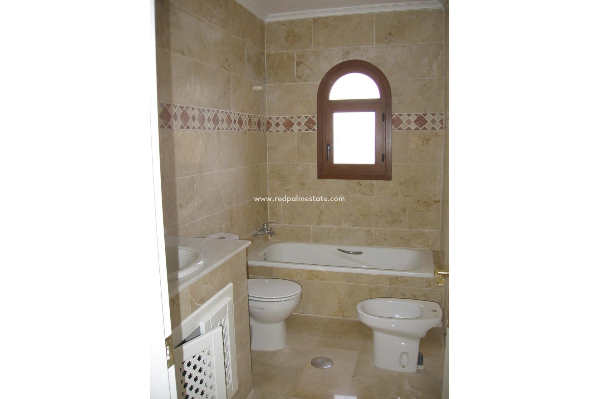 Resale - Town House -
Orihuela Costa - Villamartín