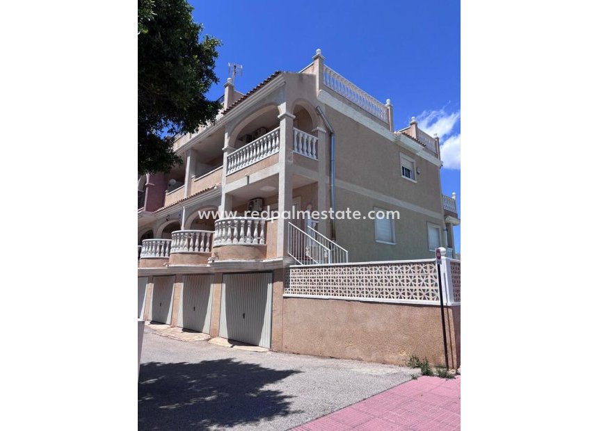 Resale - Town House -
Orihuela Costa - Villamartín